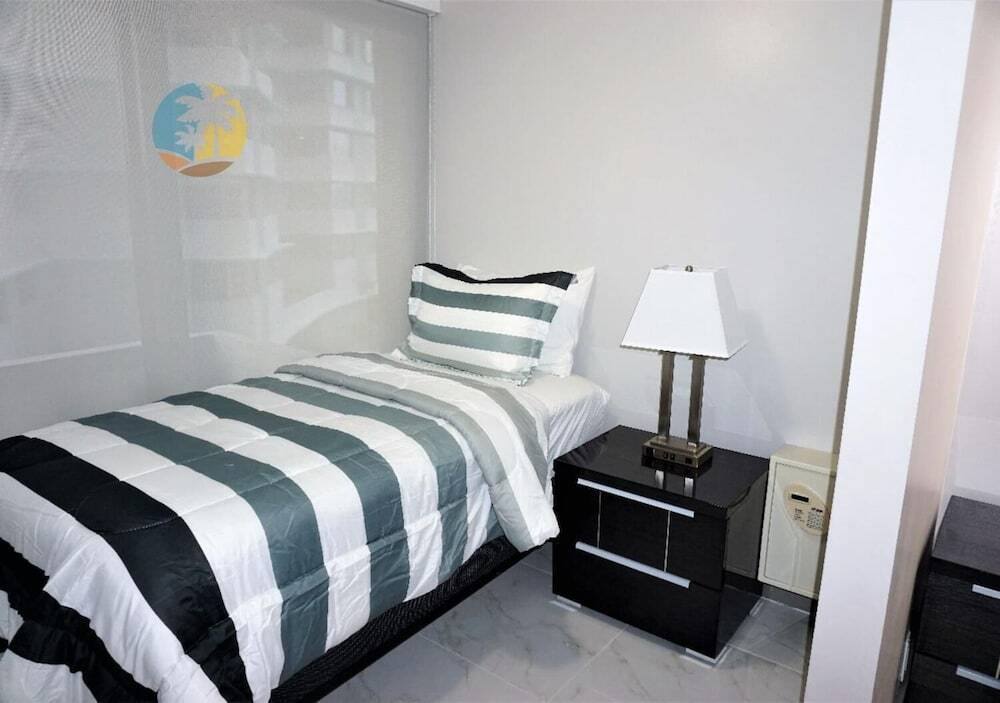 Luxury Beach Resort Hora Rentals - featured photo