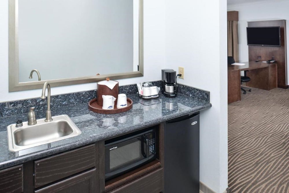 Hampton Inn & Suites Port Aransas - photo 6