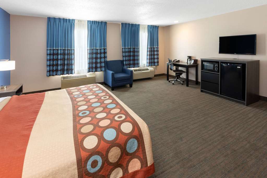 Super 8 by Wyndham Garland Rowlett East Dallas Area - photo 25
