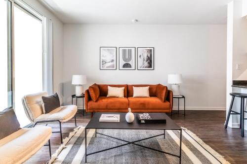 2BD 2BTH Condo 10 Min Walk to Santa Monica Beach — 4-Star Luxury Hotel in Los Angeles, United States