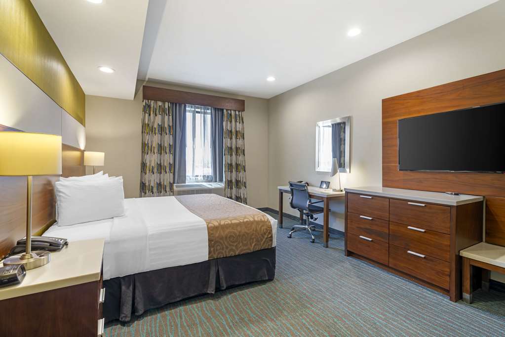 Best Western Plus Gardena Inn & Suites - photo 25