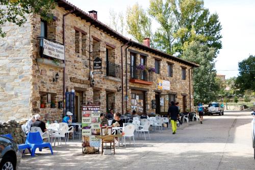 Posada El Tesin — hotel in Santa Colomba De Somoza