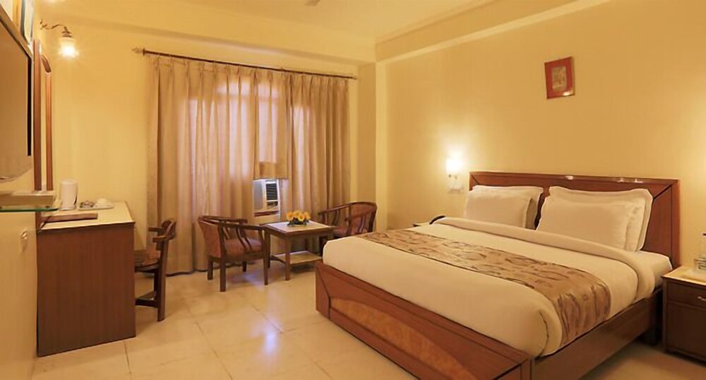 Hotel Bahia Fort — hotel in Bathinda