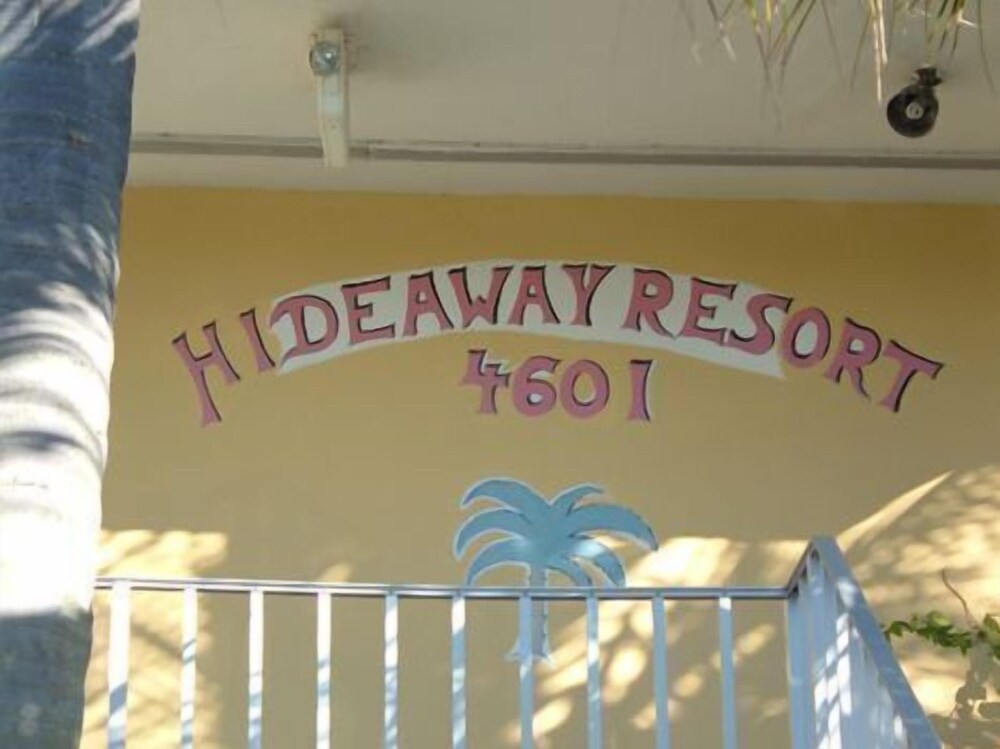 Hideaway Waterfront Resort & Hotel - photo 51