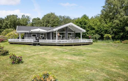 Stunning Home In Bogense With Sauna — 4-Star Luxury Hotel in Bogense, Denmark