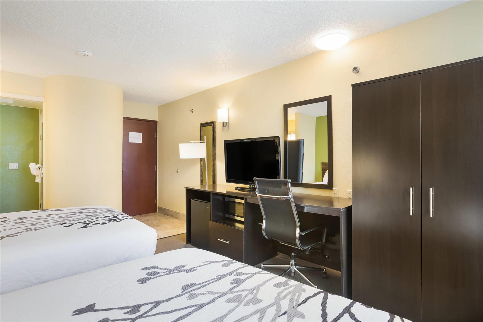 Spark by Hilton Grand Rapids - photo 9