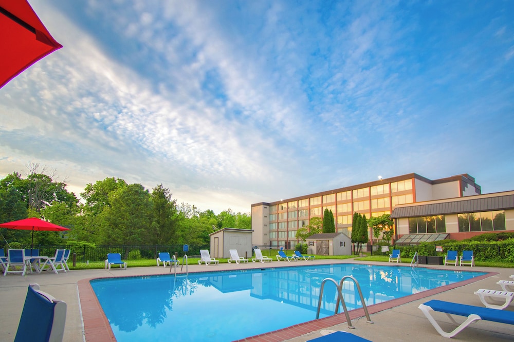 Exton Hotel and Conference Center - photo 9