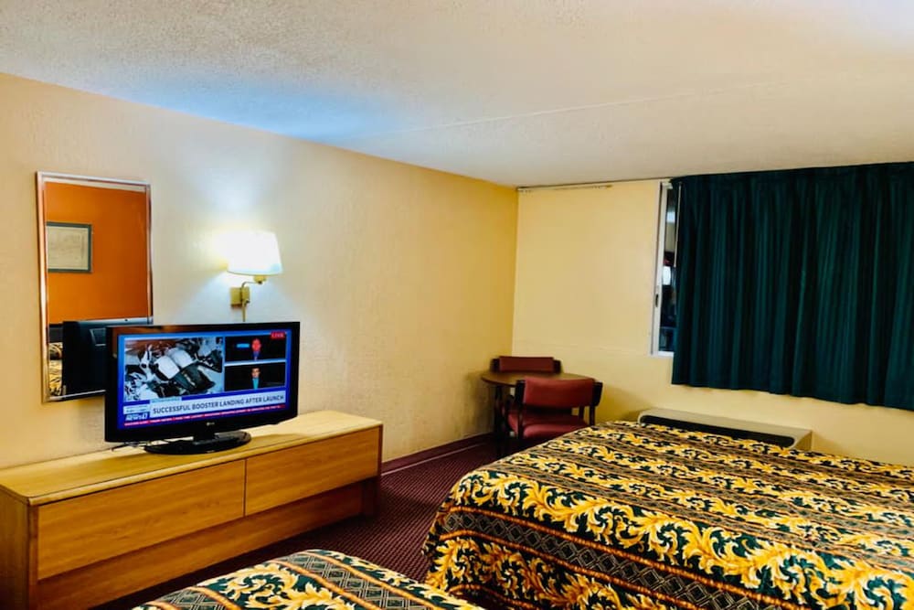 Red Carpet Inn & Suites Lima - photo 27