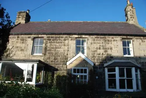 Farm Cottage Guest House — 5-Star Luxury Hotel in Morpeth, United Kingdom