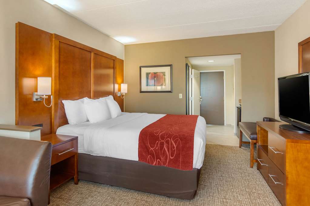 Comfort Suites South Park - photo 12