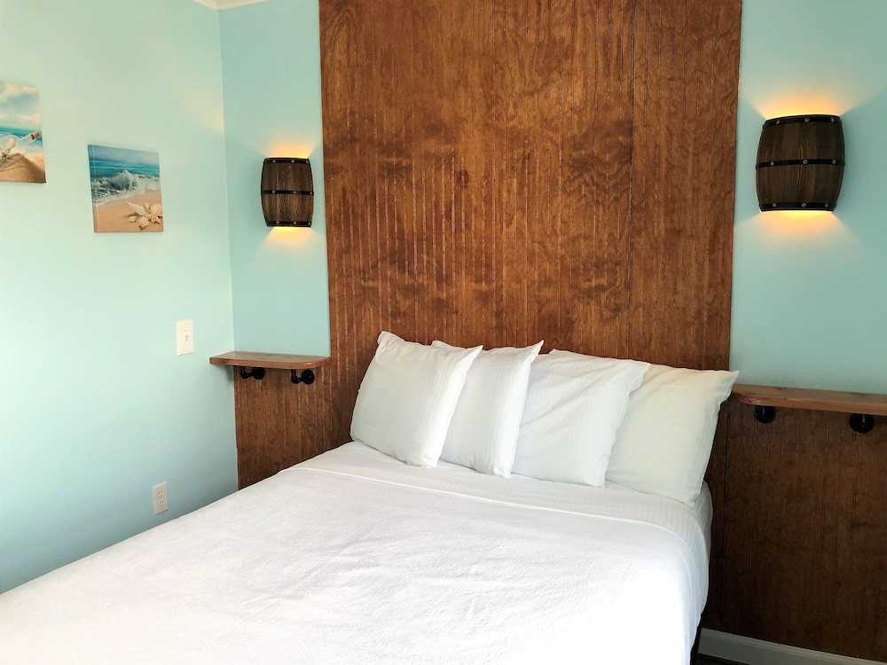 The Anchorage Motel - photo 16