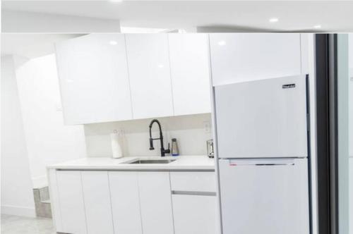 Modern 6 bedroom home with Pool and BBQ in Miami L34 — 4-Star Luxury Hotel in Miami, United States