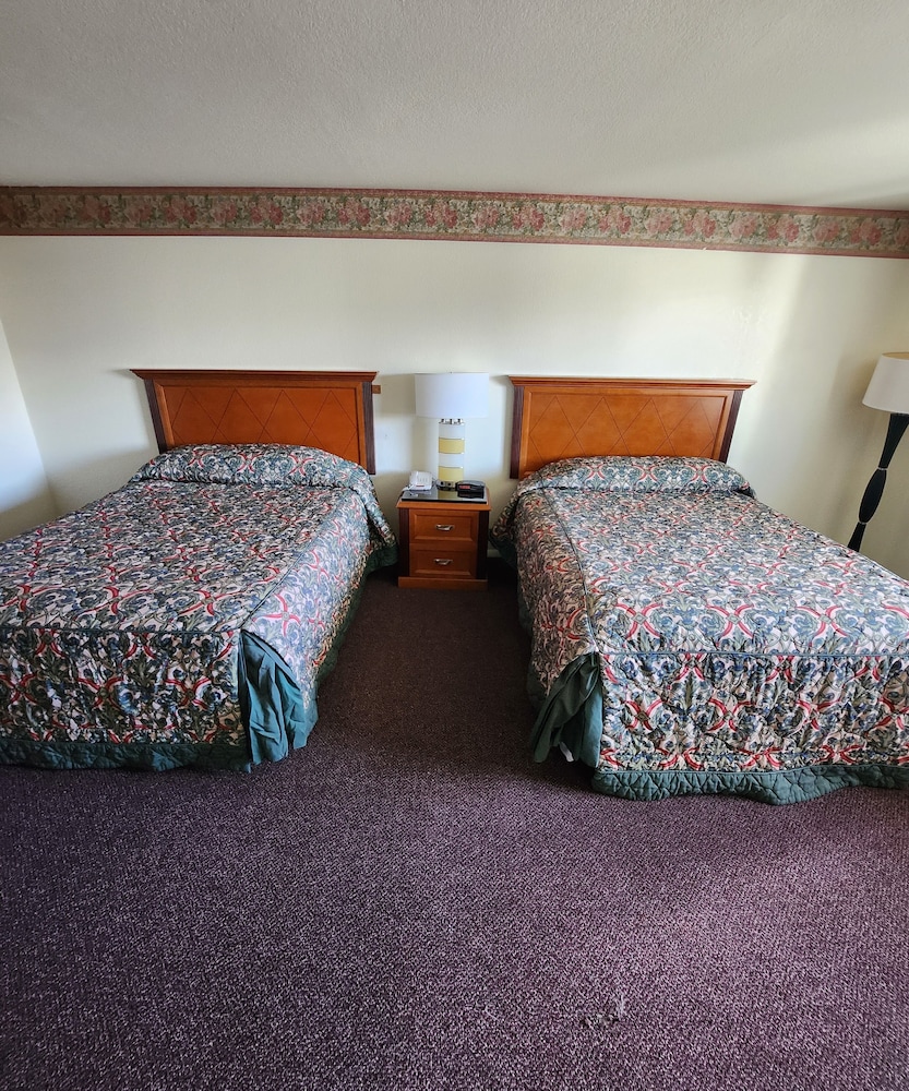 Bayview Inn - photo 23