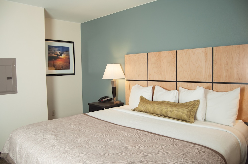 Candlewood Suites Fort Collins by IHG - photo 15