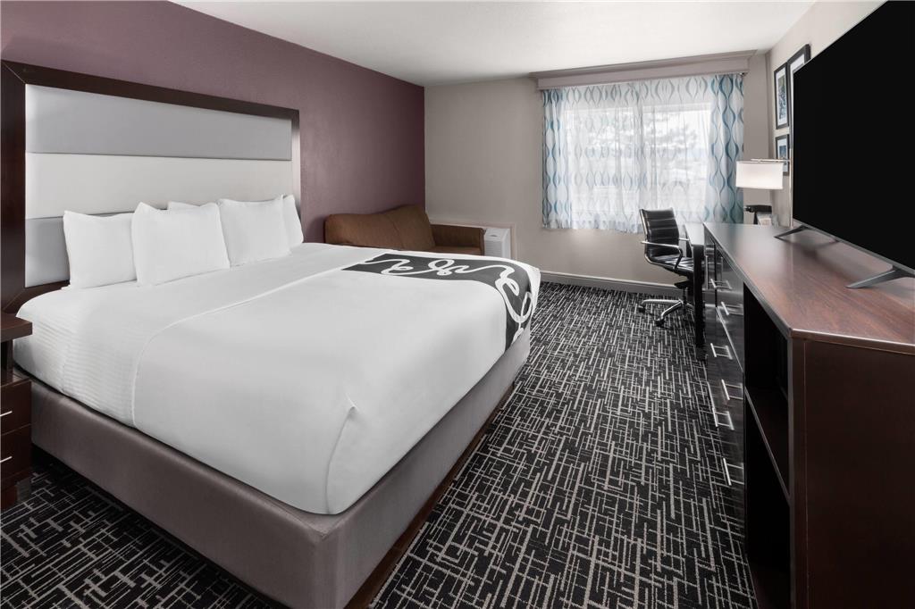 La Quinta Inn by Wyndham Fort Collins - photo 16