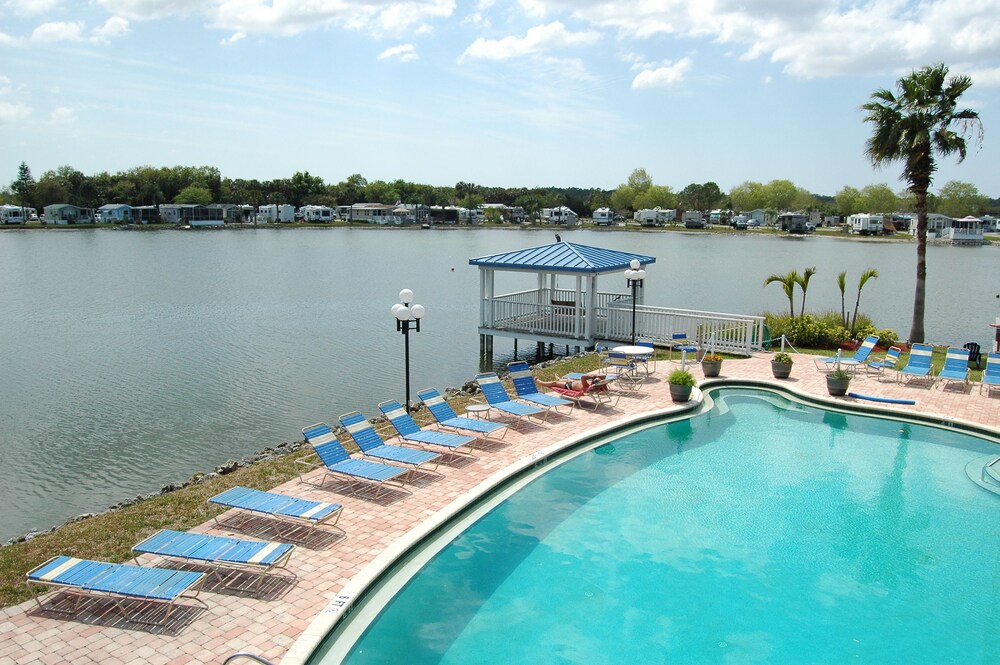 Winter Quarters Encore Manatee RV Resort in Bradenton, United States