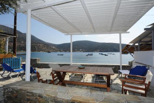 Agrilia Apartments & Studios — 4-Star Luxury Hotel in Vathi, Greece
