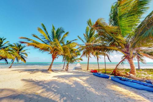 Blue Water Beach Villas — 4-Star Luxury Hotel in San Pedro, Belize