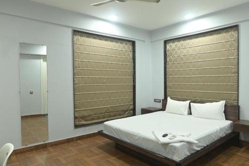 NK7 Newtown — Kolkata — photo 4
