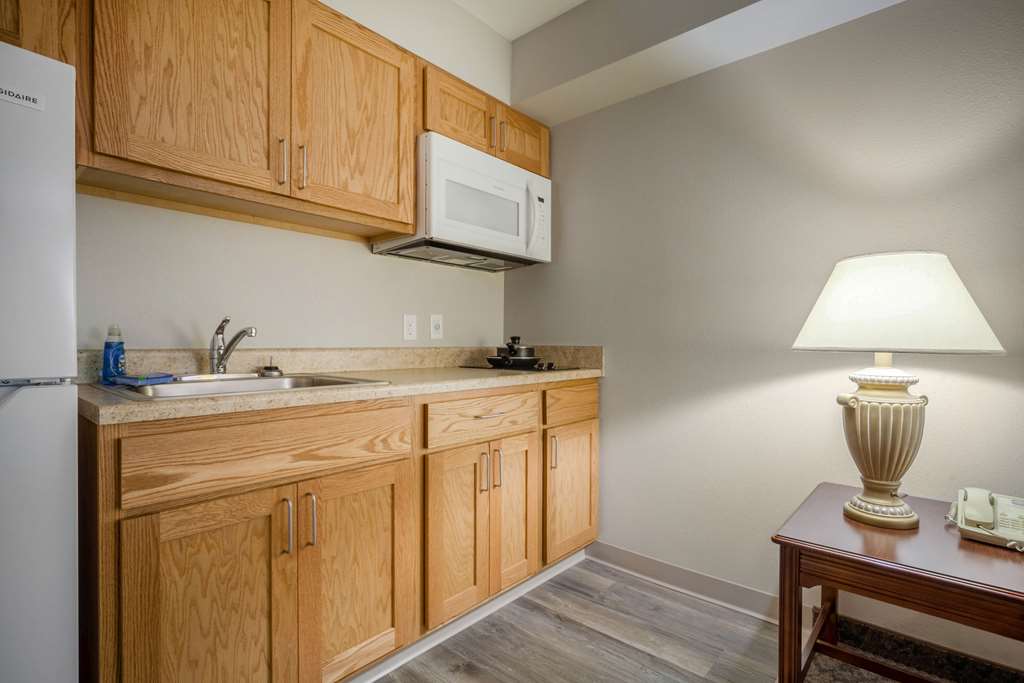 Suburban Studios I 80 Grand Island - photo 27