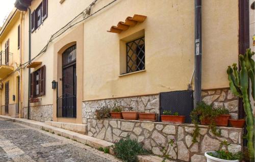 Stunning Home In Trappeto With Wifi — 4-Star Luxury Hotel in Trappeto, Italy