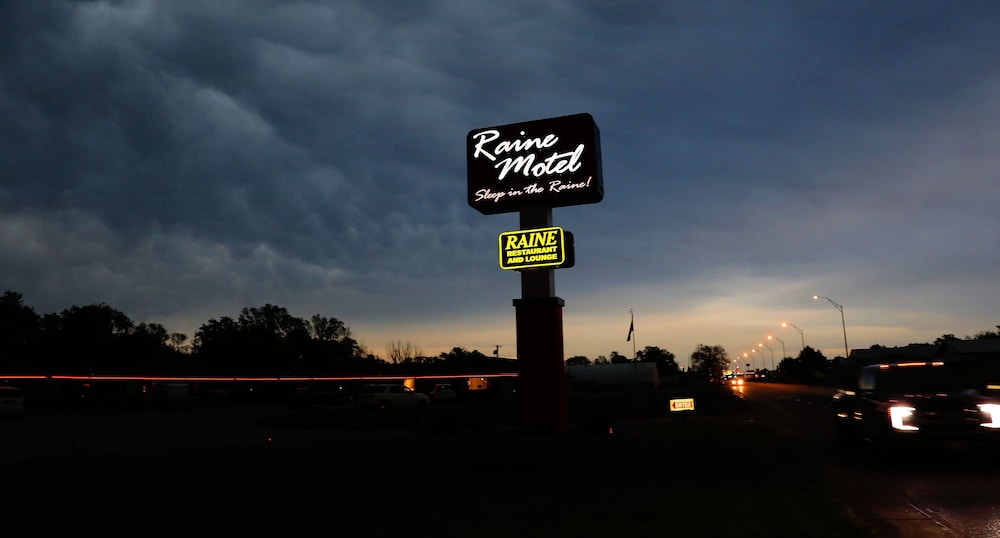 Raine Motel - photo 109