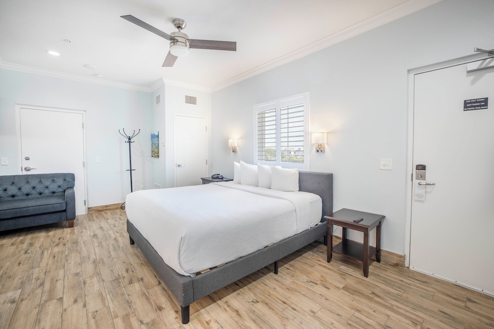 Hotel Sol - photo 15