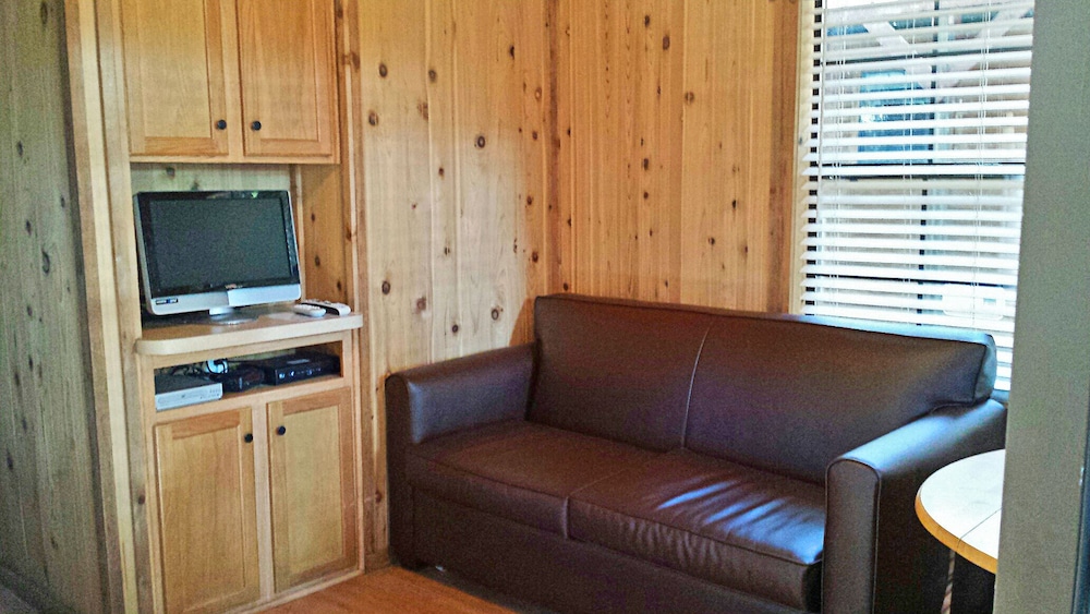 Snowflower RV Resort - photo 8