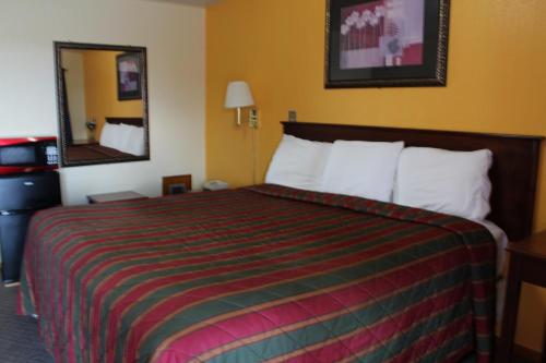 Thunderbird Motel Las Vegas New Mexico - photo 34
