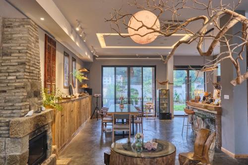Nature Cure Village Lodge 婺源自在舍 — 4-Star Luxury Hotel in Wuyuan, People's Republic of China