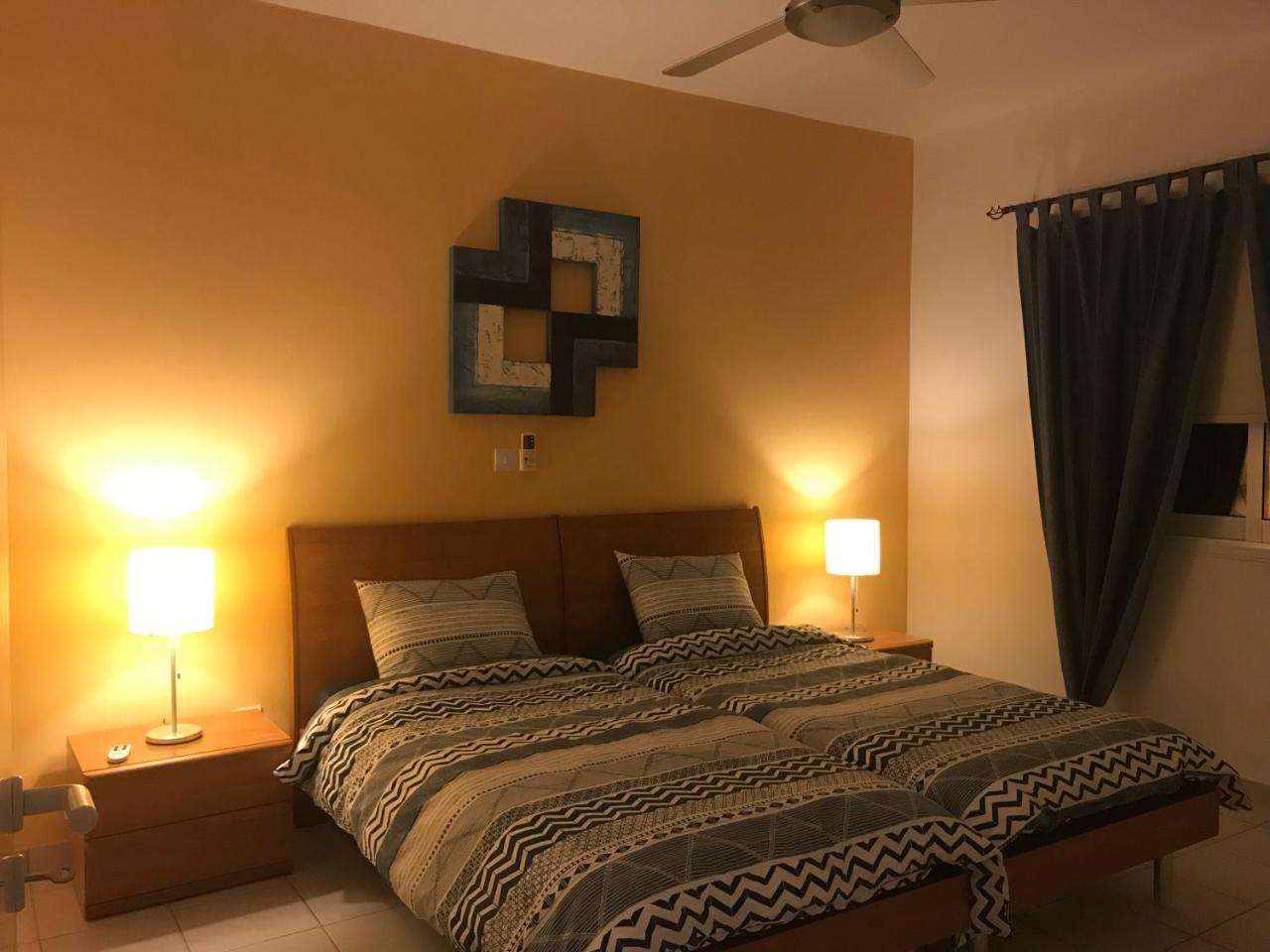 Schones 3 Zimmer Apartment Meerblick Pool Freies Wlan