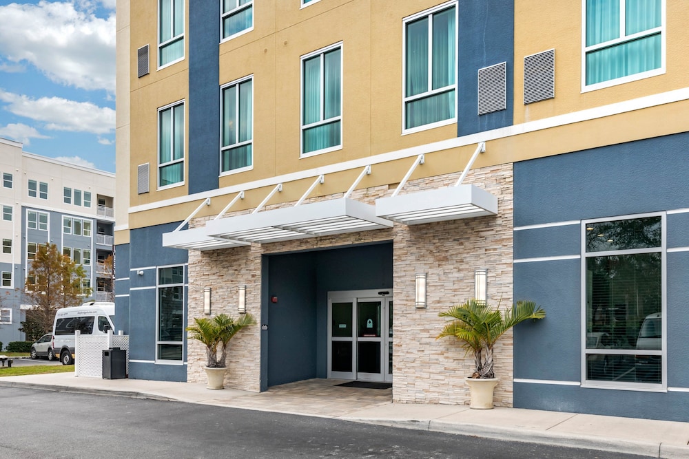 Staybridge Suites St. Petersburg Downtown by IHG - photo 70