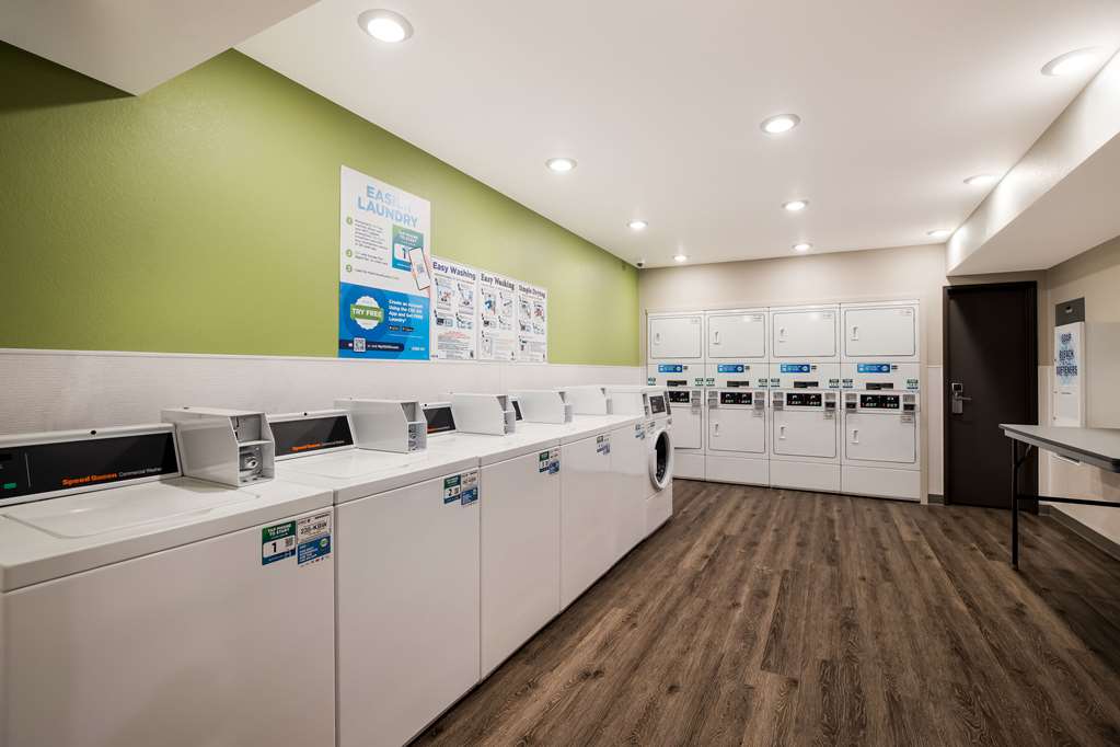 WoodSpring Suites Moreno Valley - photo 24