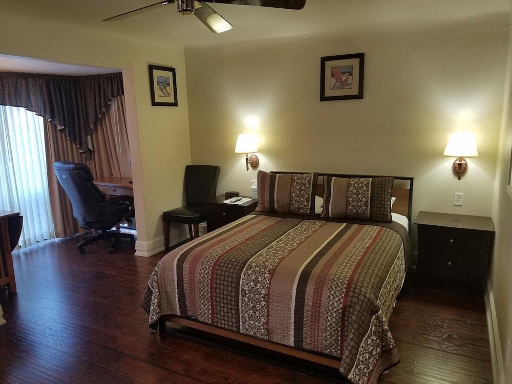 Los Gatos Garden Inn Hotel - photo 21