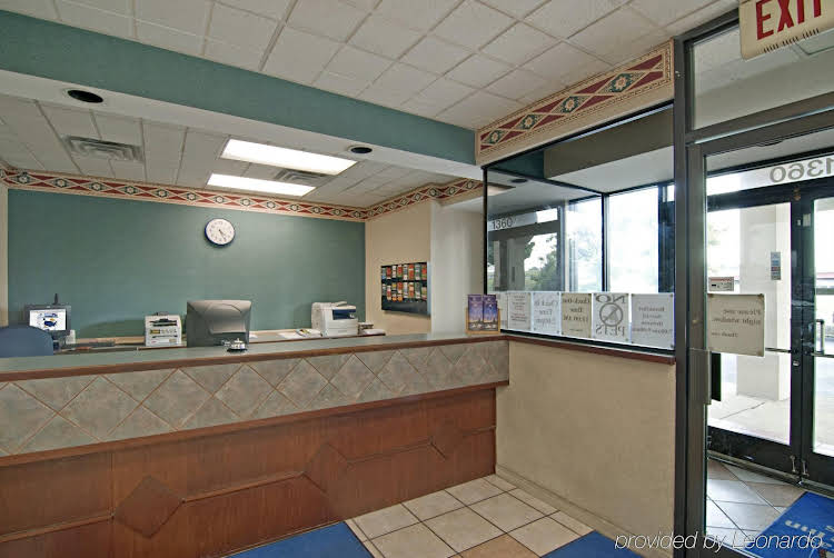 Americas Best Value Inn & Suites Memphis Graceland - photo 6