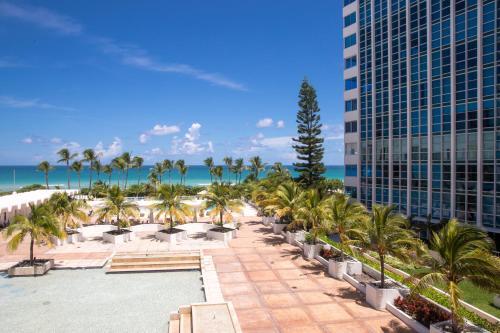 Oceanfront Contemporary Suites - photo 26