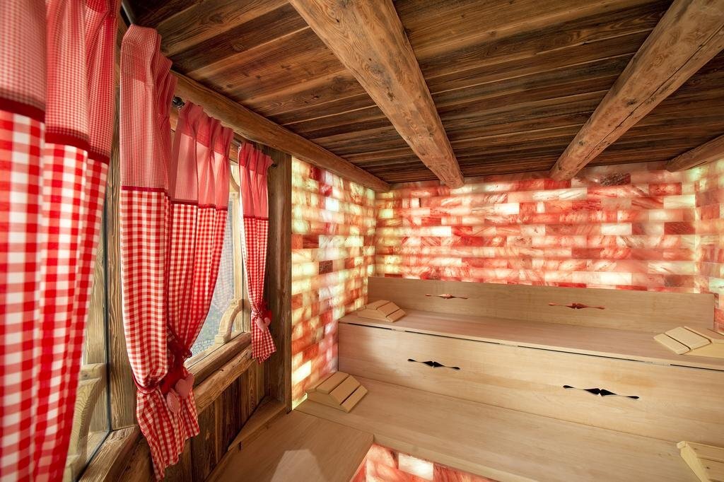 Hotel Zehnerkar & Hotel Obertauern in Unknown City, Austria