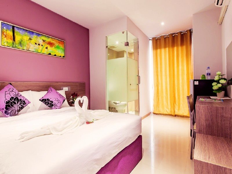 D Day Suite