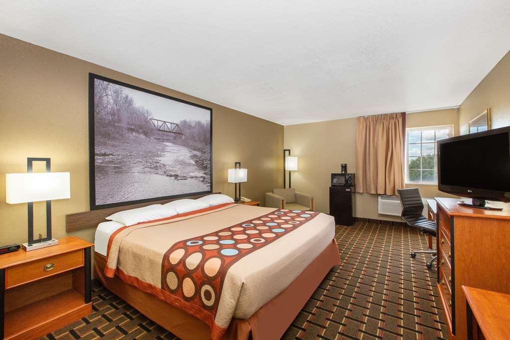 Super 8 by Wyndham Ottawa - photo 11