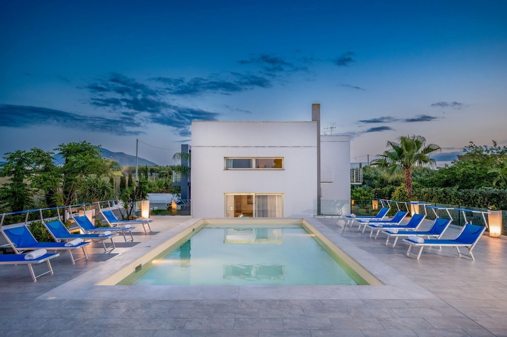 Villa Sikelia in Alcamo — 4-Star Luxury Hotel in Alcamo, Italy