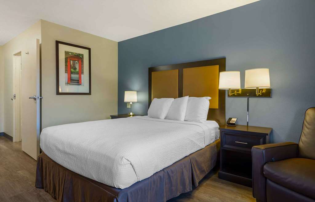 Extended Stay America Suites Hartford Meriden - photo 10