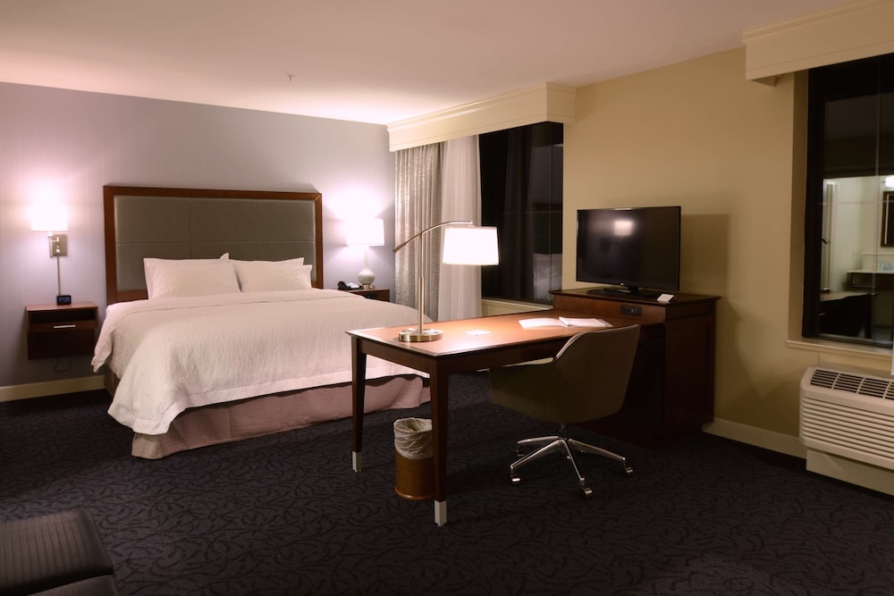 Hampton Inn & Suites Cazenovia - photo 14