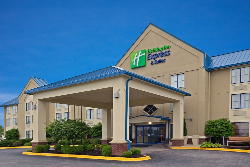 Holiday Inn Express & Suites Scottsburg by IHG - photo 45
