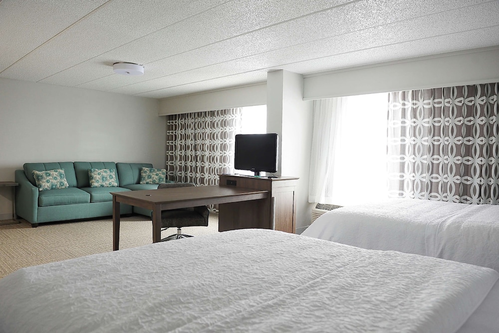 DoubleTree by Hilton Sterling Dulles Airport - photo 5