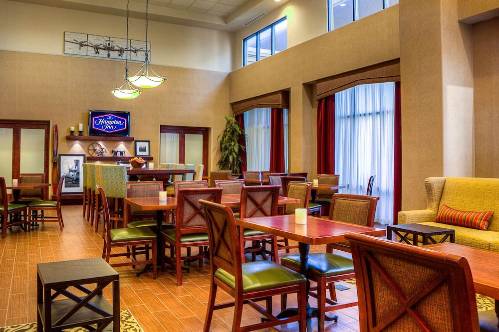 Hampton Inn & Suites Mountain Home - photo 20