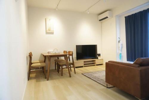 3BR 2BA 2WC with kitchen and living 7min to skytree subway Max12P in Tokyo, Japan
