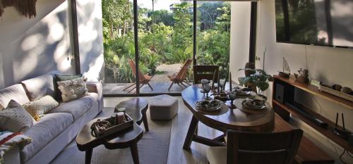 Beautiful Jungle Loft 7 Pools Free Beach Shuttle — 4-Star Luxury Hotel in Tulum, Mexico