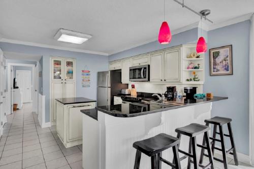 Shipwatch 213C by Wild Dunes Ocean View - photo 8