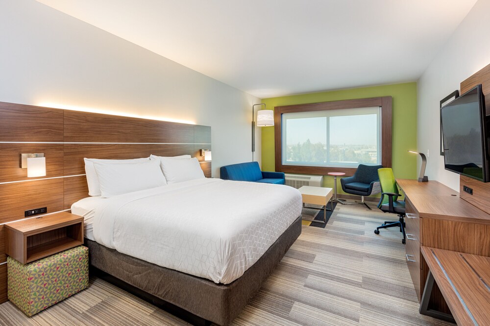 Holiday Inn Express & Suites Moreno Valley Riverside by IHG - photo 4