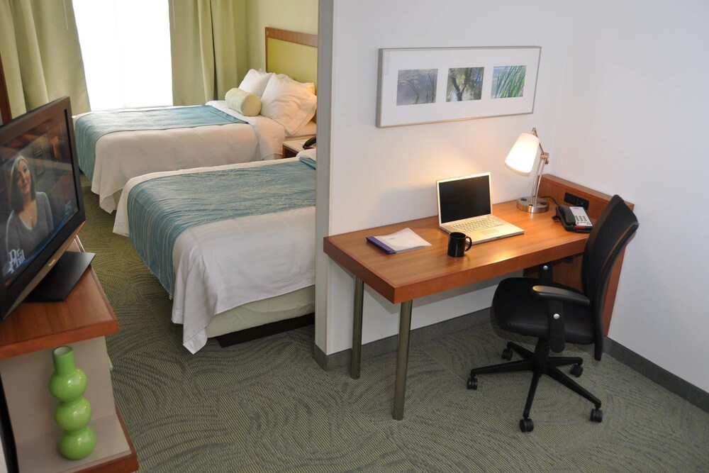 SpringHill Suites Cincinnati North Forest Park - photo 8